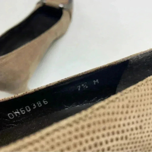 Stuart Weitzman The Tube Textured Pumps pilgrim minimalist - Picture 6 of 7